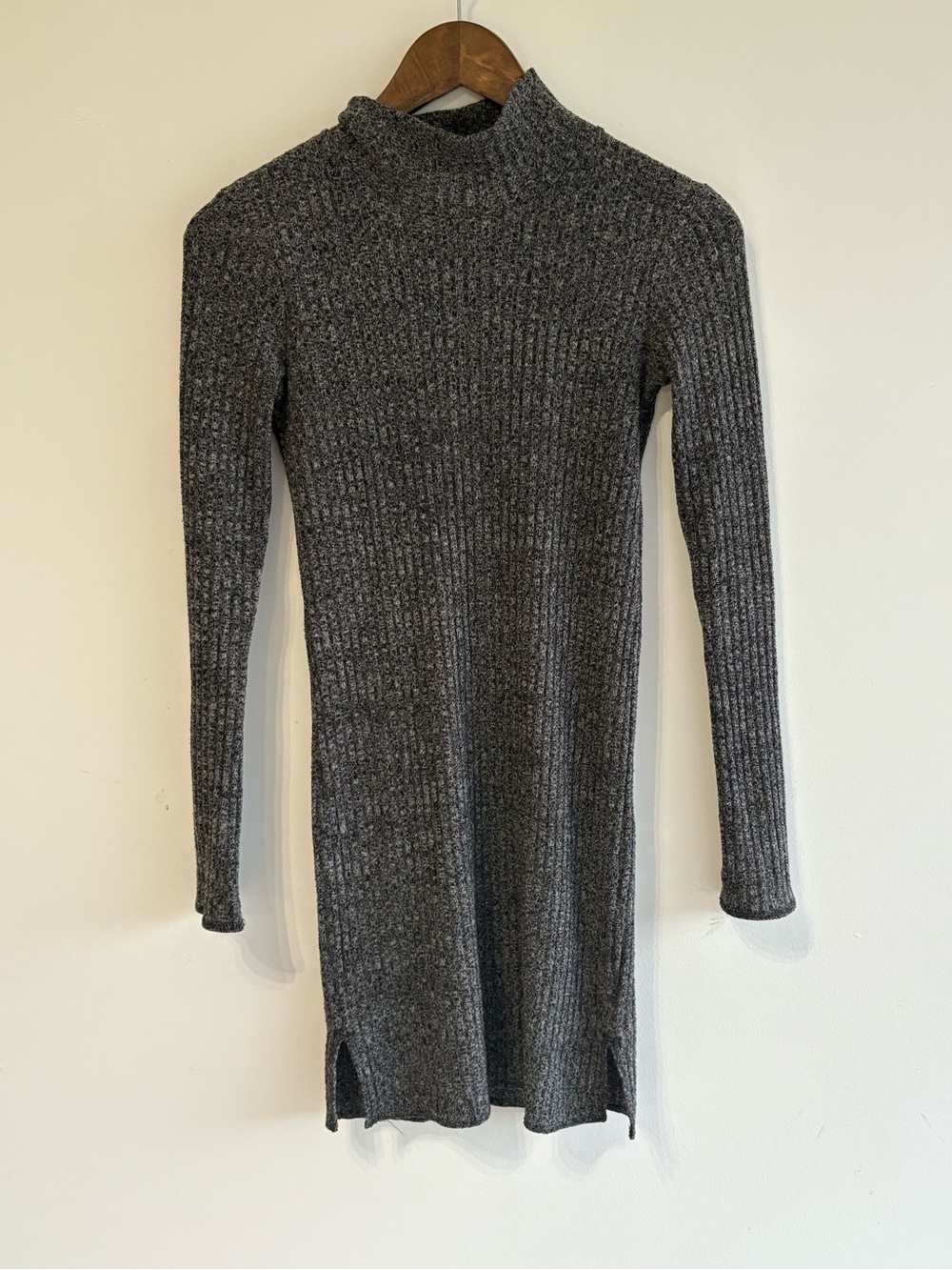 Wilfred Free Aritzia Grey Ribbed Mock Neck Sweater Dress XS - Picture 2 of 8